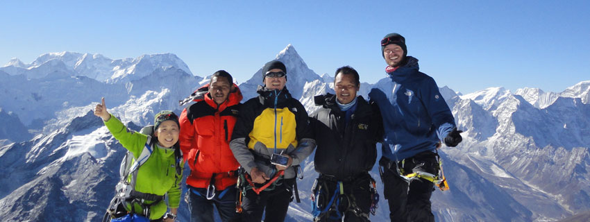 lobuche-peak (2)