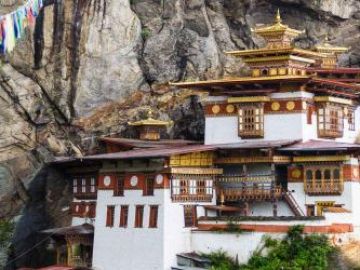 Bhutan_taktsang_monastry_mountains_5