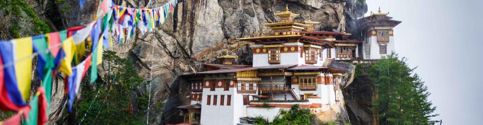 Bhutan_taktsang_monastry_mountains_5