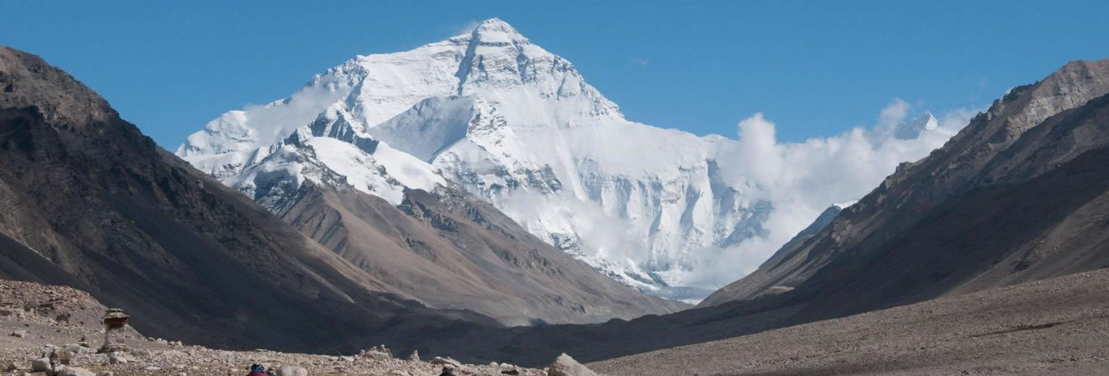 Mt.-Kailash-tour-via-Everest-Base-Camp